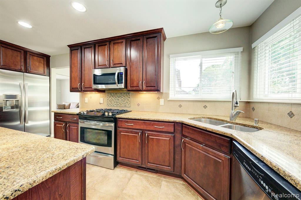 1500 Millbrook Road, Canton, MI 48188 — Photo 10