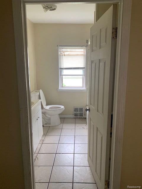 516 MARSTON Street, Detroit, MI 48202 — Photo 6