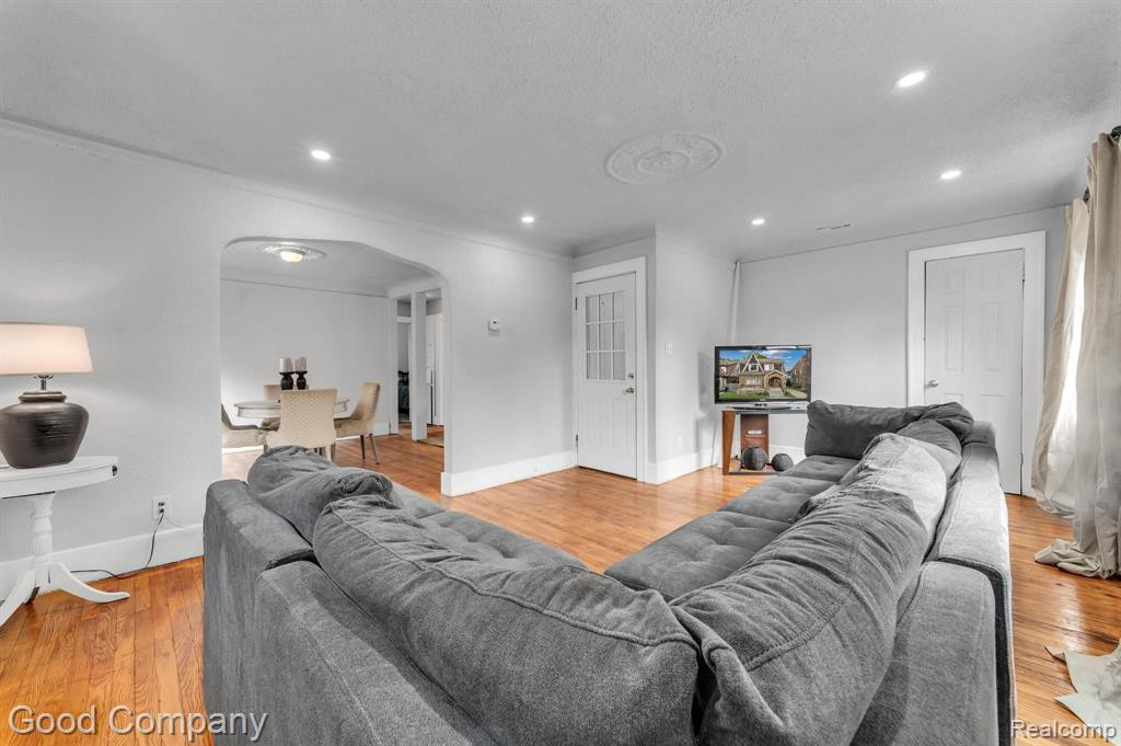 5104 HAVERHILL Street, Detroit, MI 48224 — Photo 4