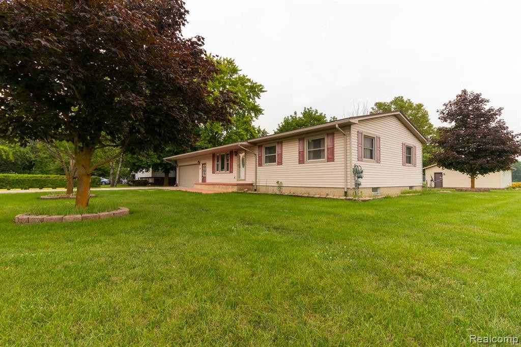 6380 CENTER Street, Unionville, MI 48767 — Photo 5