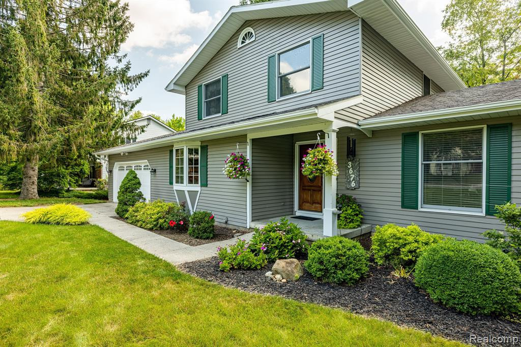 3676 HURON Court, Ann Arbor, MI 48103 — Photo 4