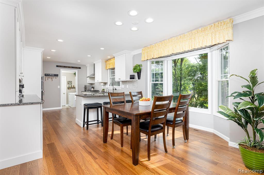 3676 HURON Court, Ann Arbor, MI 48103 — Photo 11
