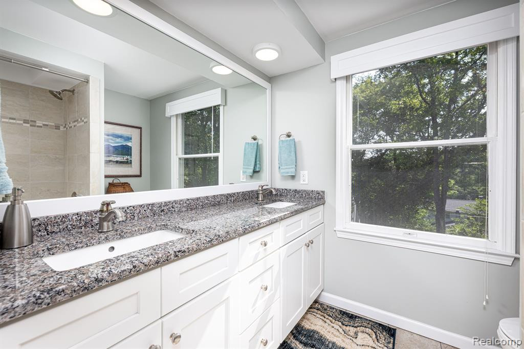 3676 HURON Court, Ann Arbor, MI 48103 — Photo 29