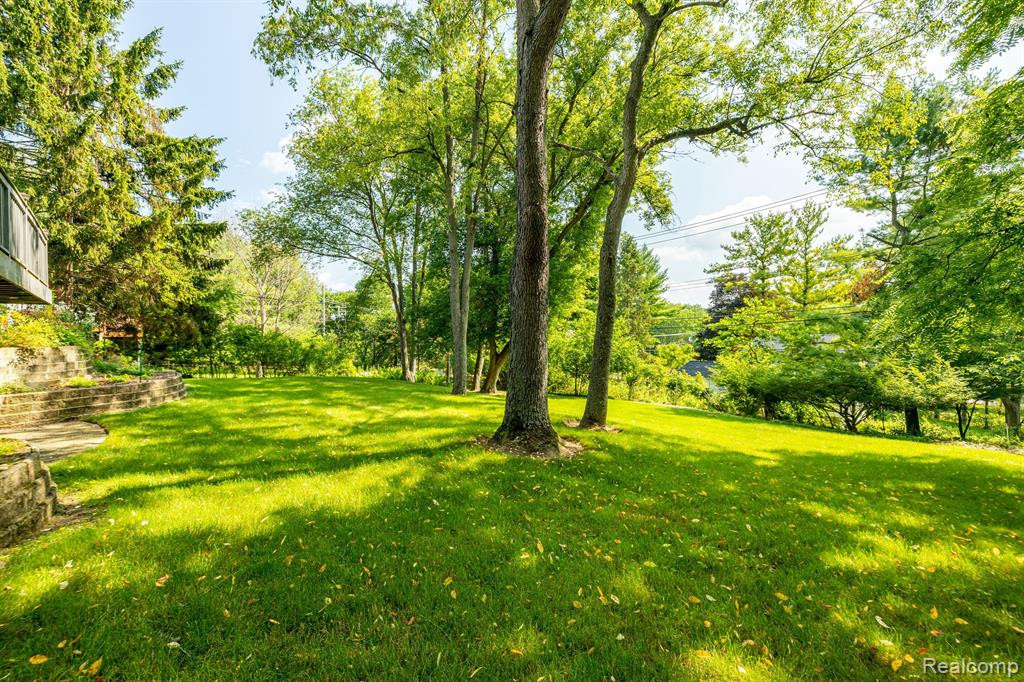 3676 HURON Court, Ann Arbor, MI 48103 — Photo 42