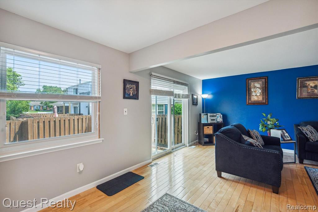 24675 OLDE ORCHARD Street, Novi, MI — Photo 12