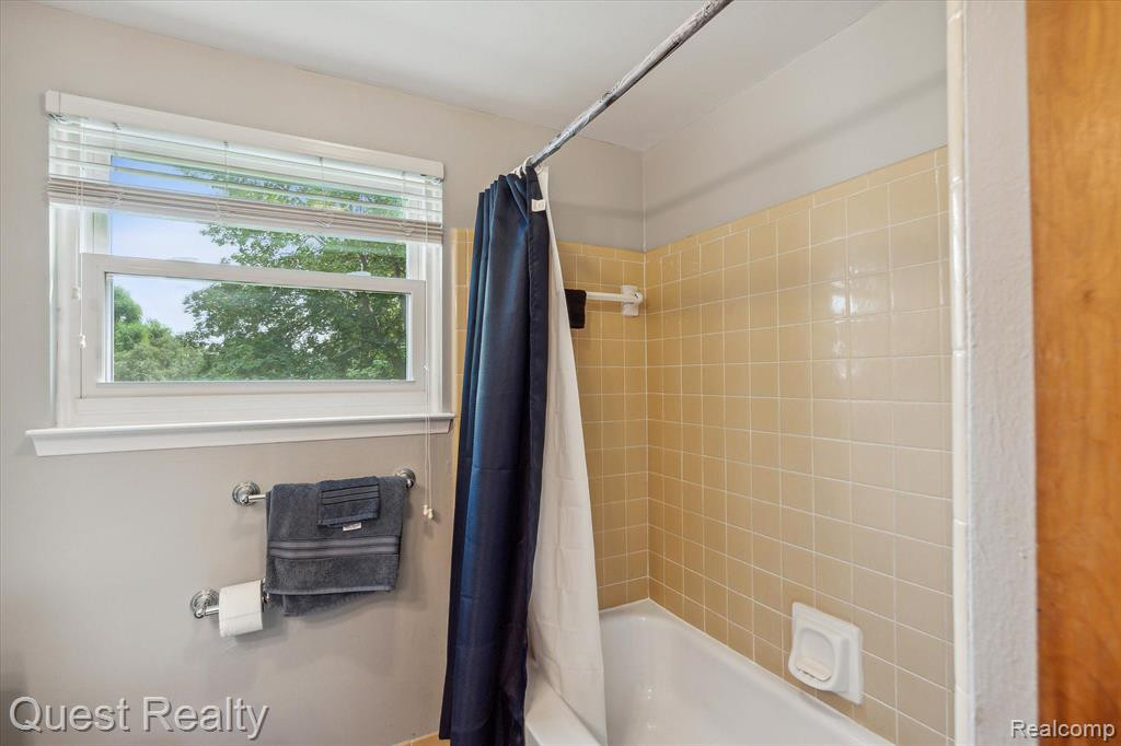 24675 OLDE ORCHARD Street, Novi, MI — Photo 27