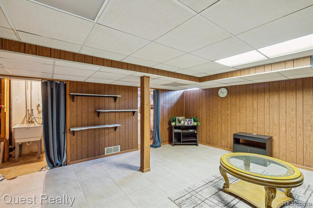 24675 OLDE ORCHARD Street, Novi, MI — Photo 30