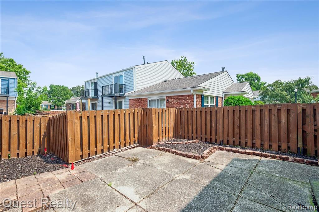 24675 OLDE ORCHARD Street, Novi, MI — Photo 35