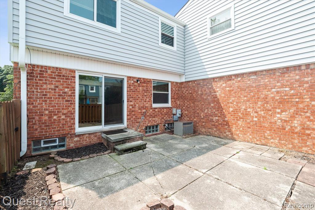 24675 OLDE ORCHARD Street, Novi, MI — Photo 38