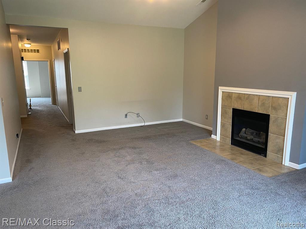 2174 PINECROFT Drive, Canton, MI 48188 — Photo 7