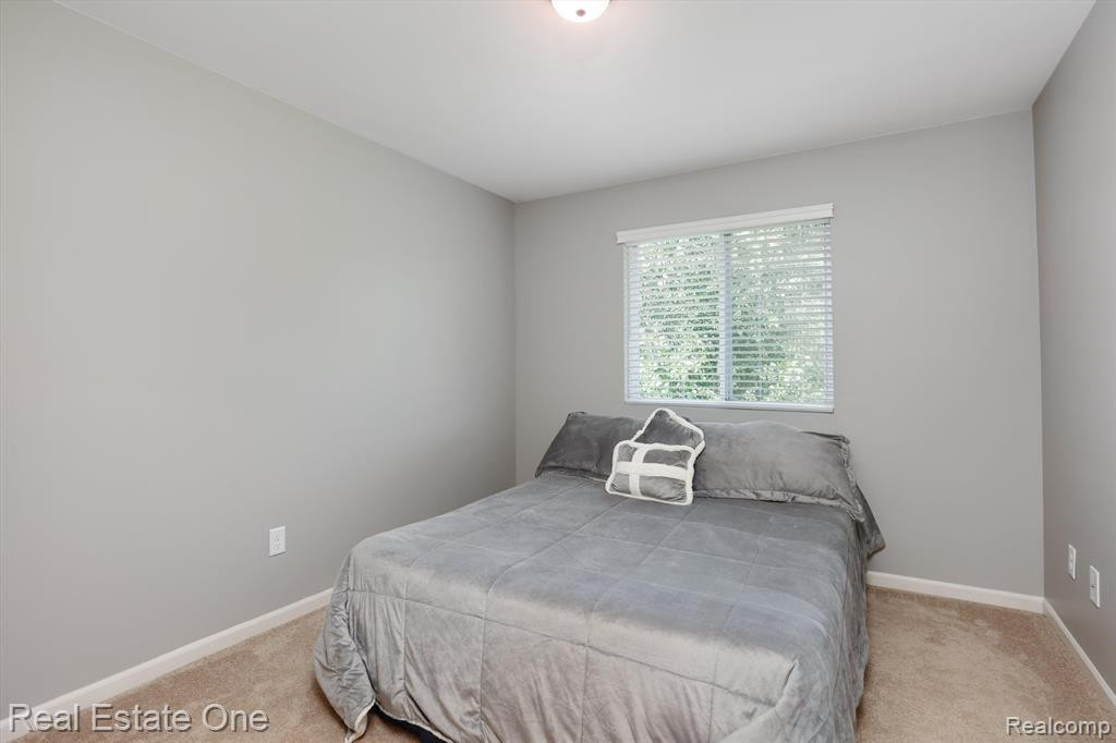 37492 S Dianne Lane, New Boston, MI 48164 — Photo 18