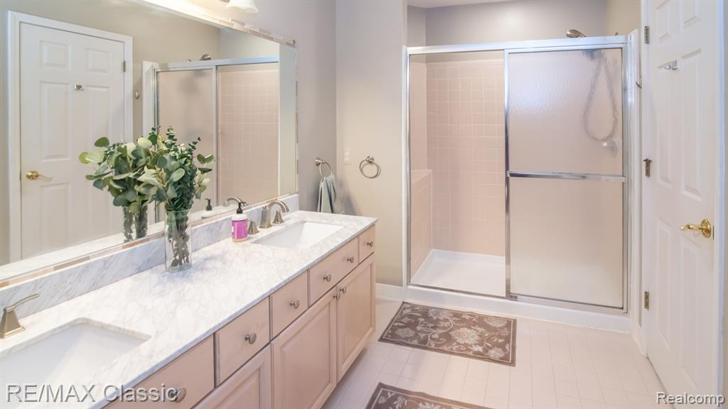 2163 FAIRWAY Circle, Canton, MI 48188 — Photo 28