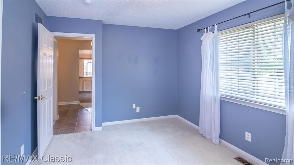 2163 FAIRWAY Circle, Canton, MI 48188 — Photo 30