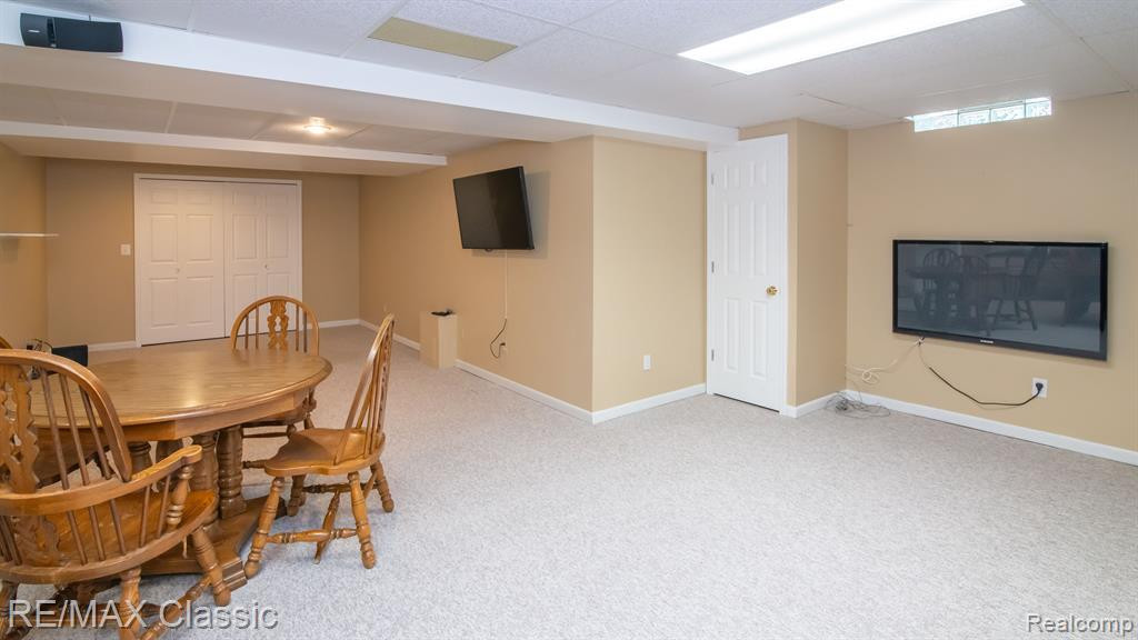 2163 FAIRWAY Circle, Canton, MI 48188 — Photo 43
