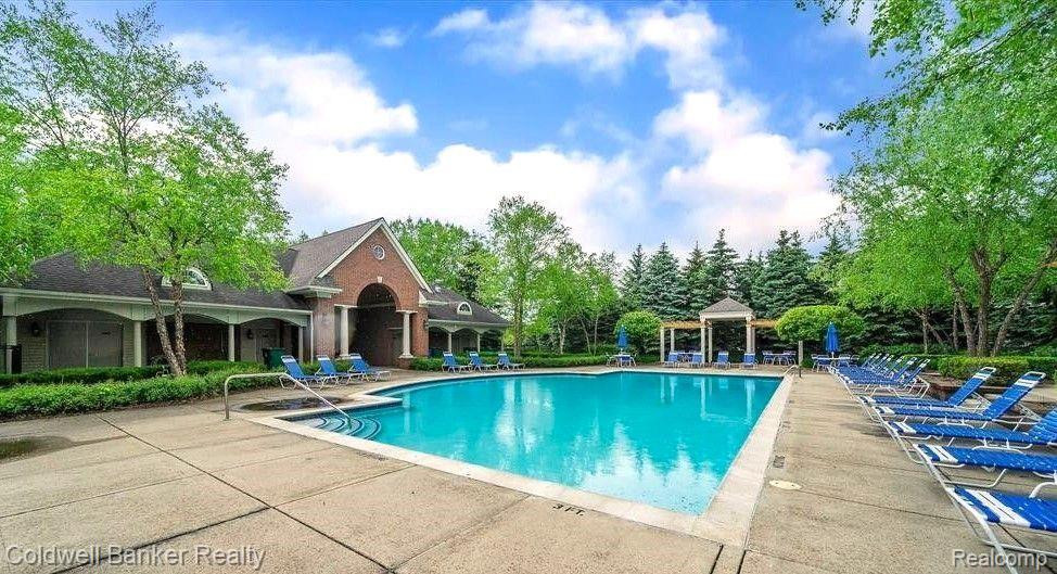 29202 Chesapeake Circle, Commerce Twp, MI 48390 — Photo 36