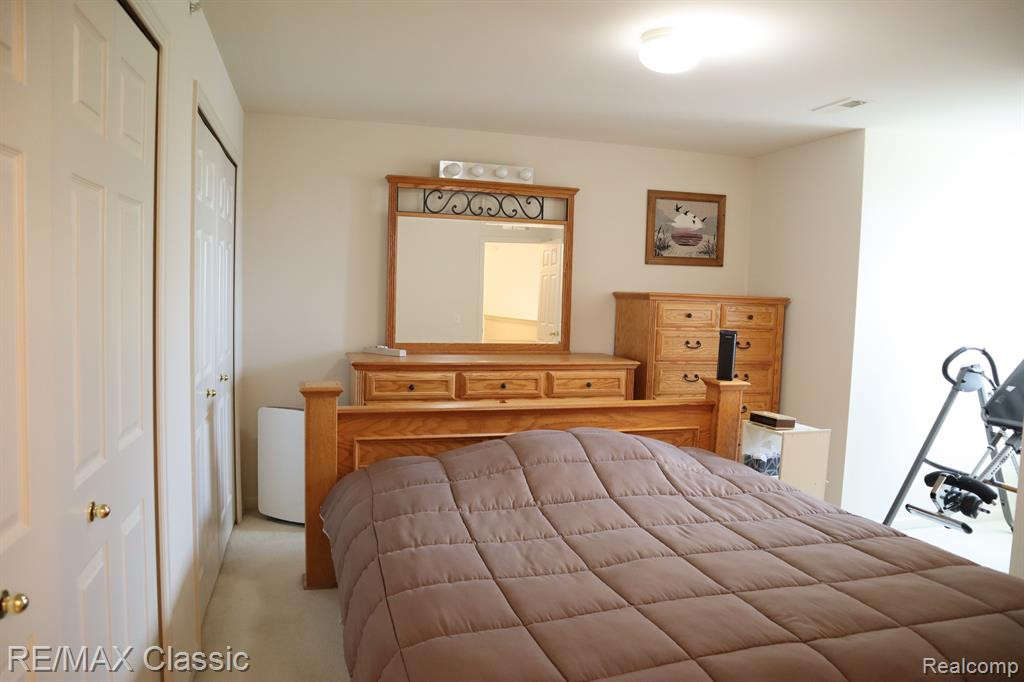 2107 TRAILWAY Court, Commerce Twp, MI 48390 — Photo 16