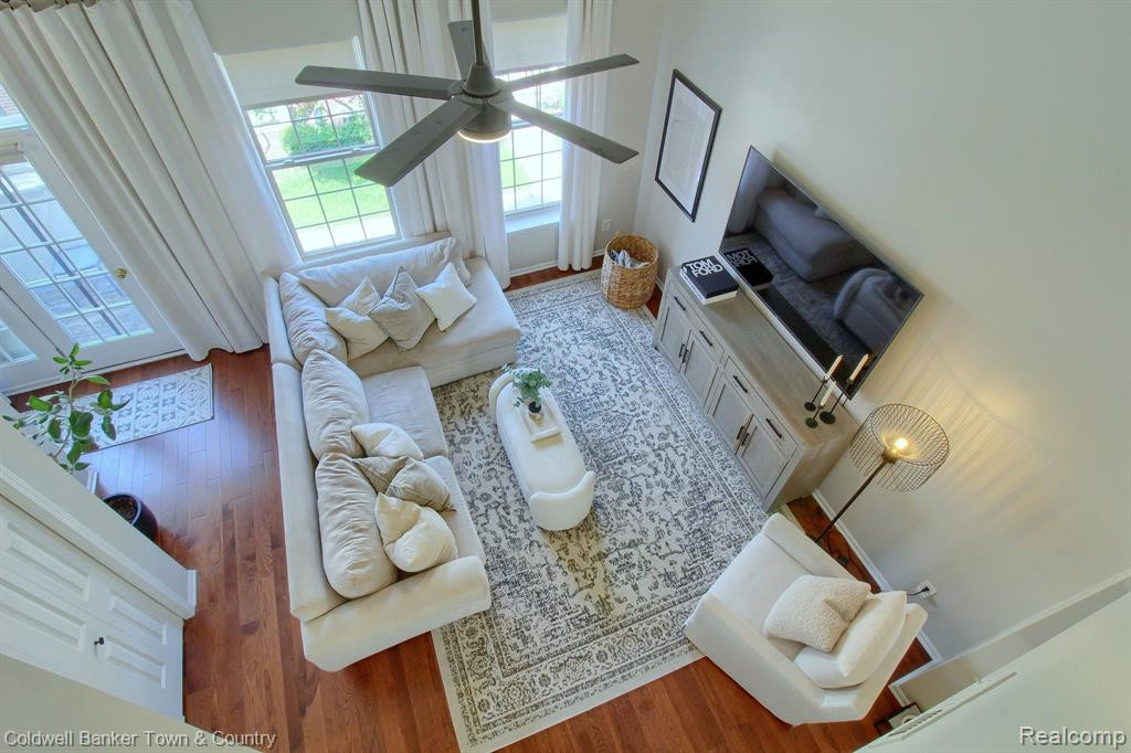 1172 FOUNTAIN VIEW Circle, South Lyon, MI 48178 — Photo 8