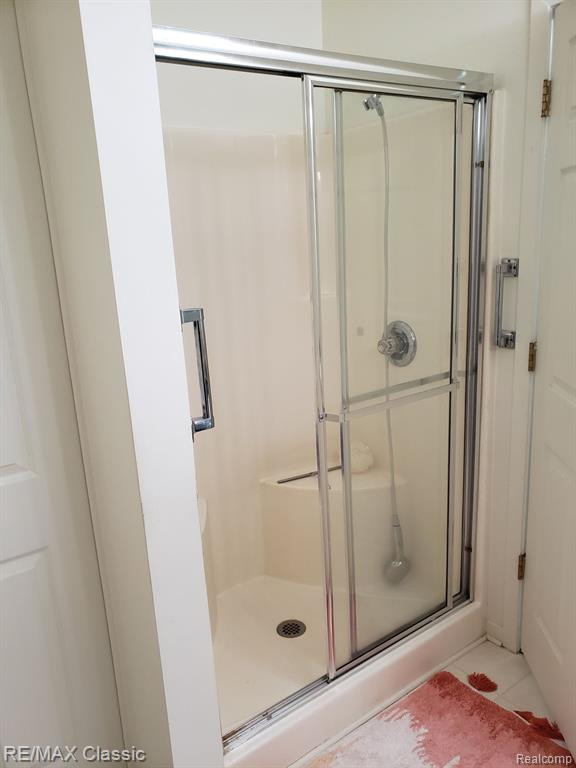 31137 CENTENNIAL Drive, Novi, MI 48377 — Photo 17