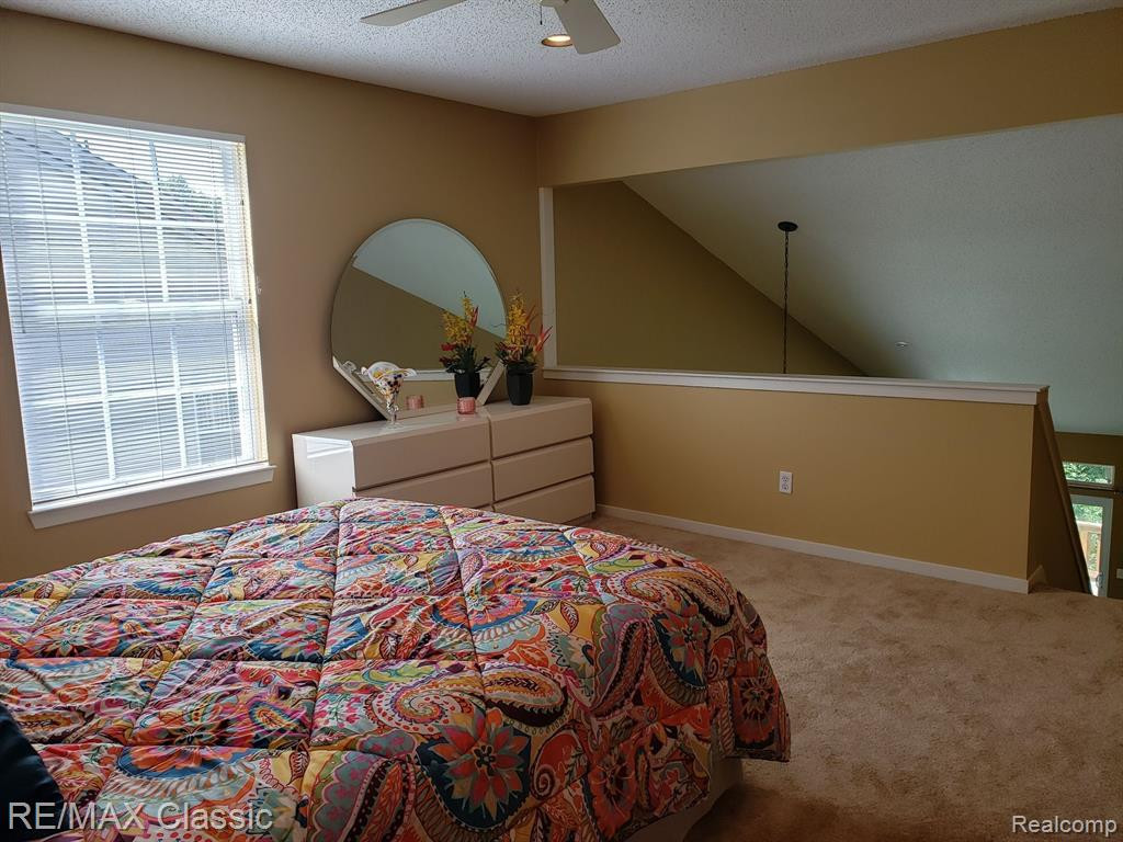 31137 CENTENNIAL Drive, Novi, MI 48377 — Photo 23