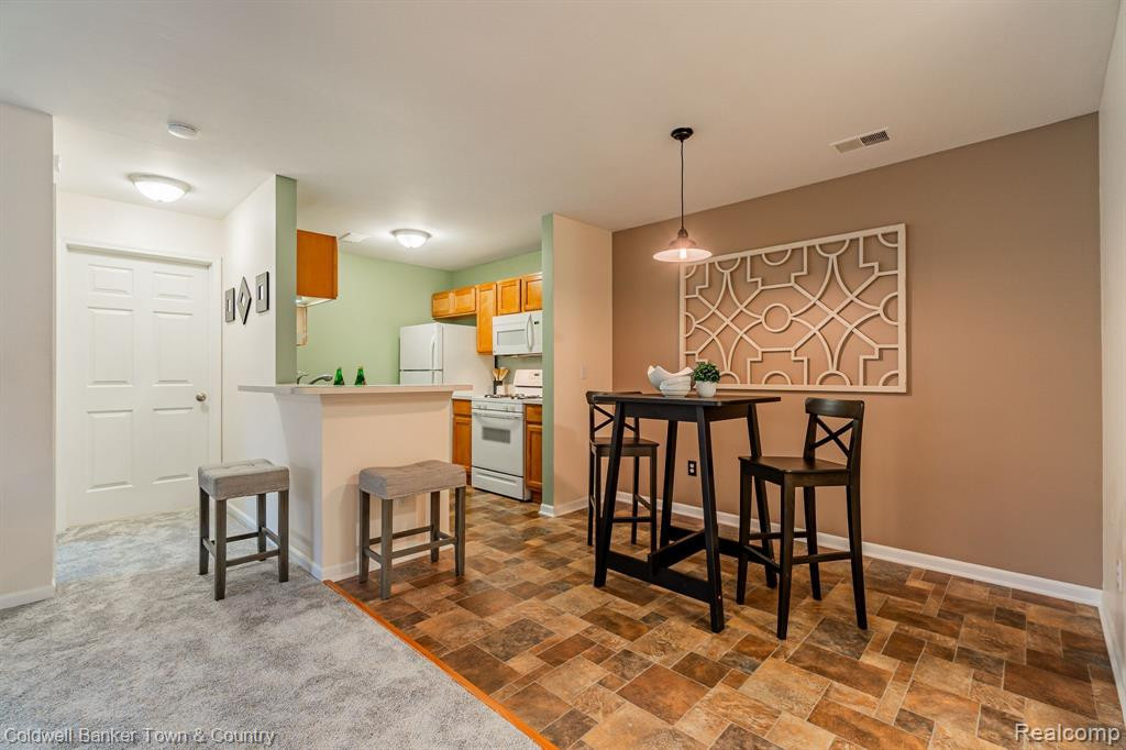 1889 ADDINGTON Lane, Ann Arbor, MI 48108 — Photo 9