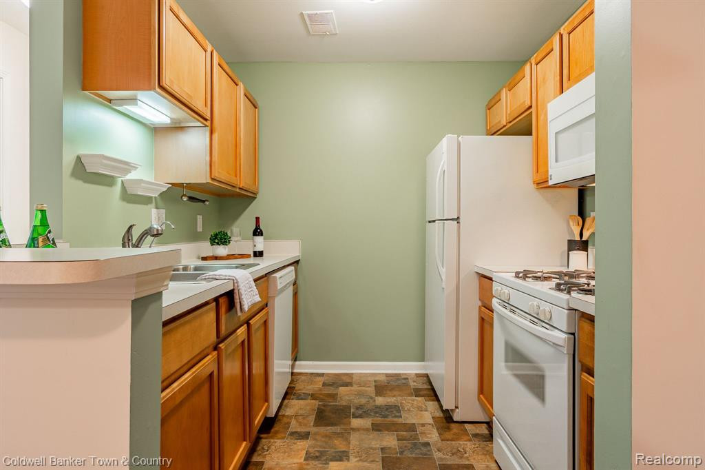 1889 ADDINGTON Lane, Ann Arbor, MI 48108 — Photo 13