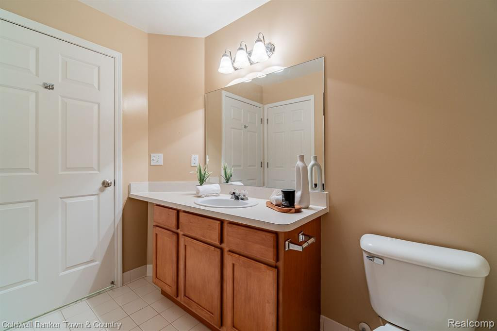 1889 ADDINGTON Lane, Ann Arbor, MI 48108 — Photo 17