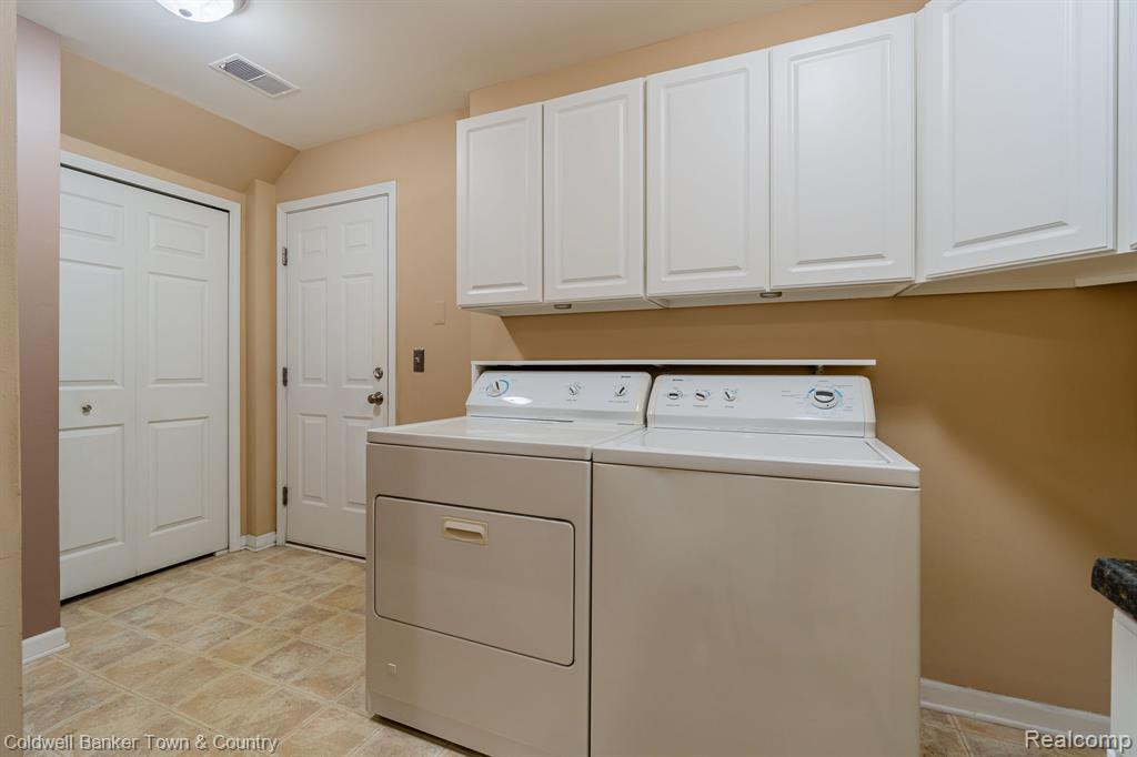 1889 ADDINGTON Lane, Ann Arbor, MI 48108 — Photo 22