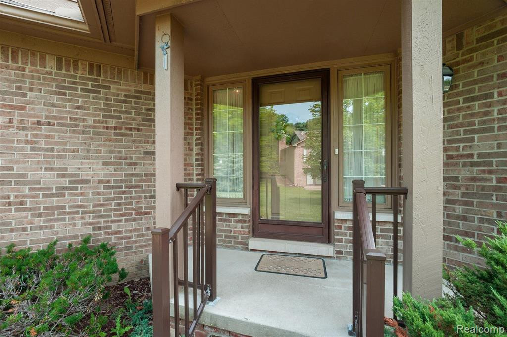 1250 PEPPERIDGE Way, Ann Arbor, MI 48105 — Photo 6