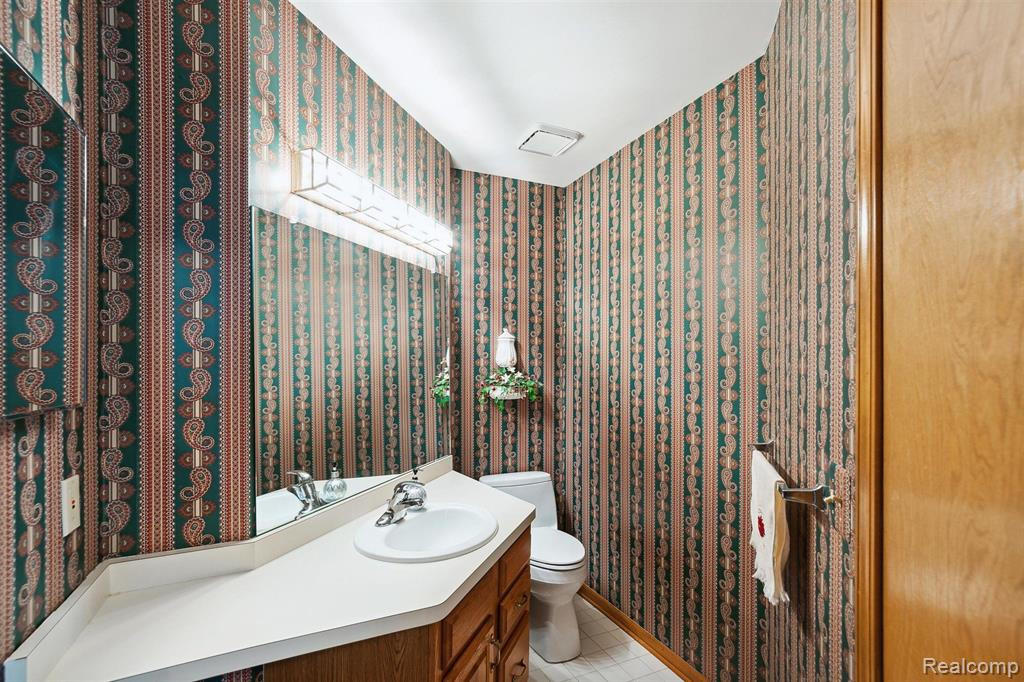 1250 PEPPERIDGE Way, Ann Arbor, MI 48105 — Photo 21