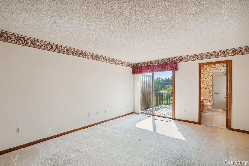 1250 PEPPERIDGE Way, Ann Arbor, MI 48105 — Photo 25