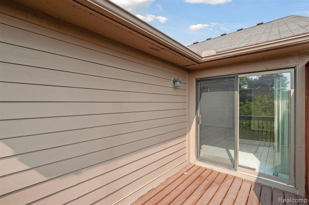 1250 PEPPERIDGE Way, Ann Arbor, MI 48105 — Photo 27