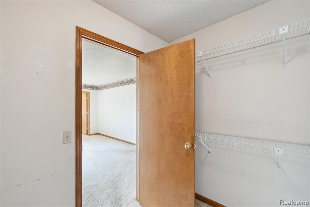 1250 PEPPERIDGE Way, Ann Arbor, MI 48105 — Photo 29