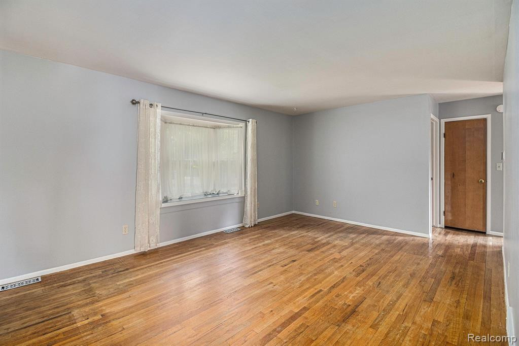 3300 FERNWOOD Avenue, Ann Arbor, MI 48108 — Photo 14