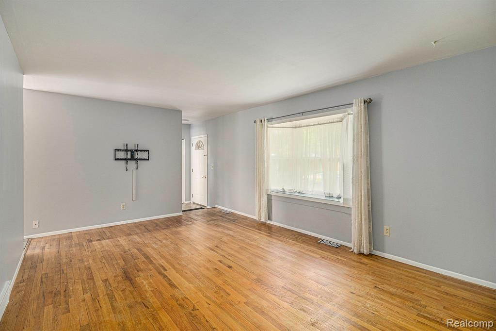 3300 FERNWOOD Avenue, Ann Arbor, MI 48108 — Photo 15