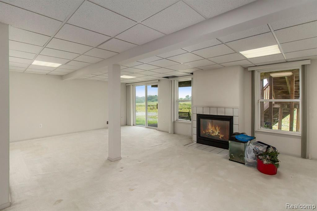 214 SHORE BROOK Lane, Walled Lake, MI 48390 — Photo 23
