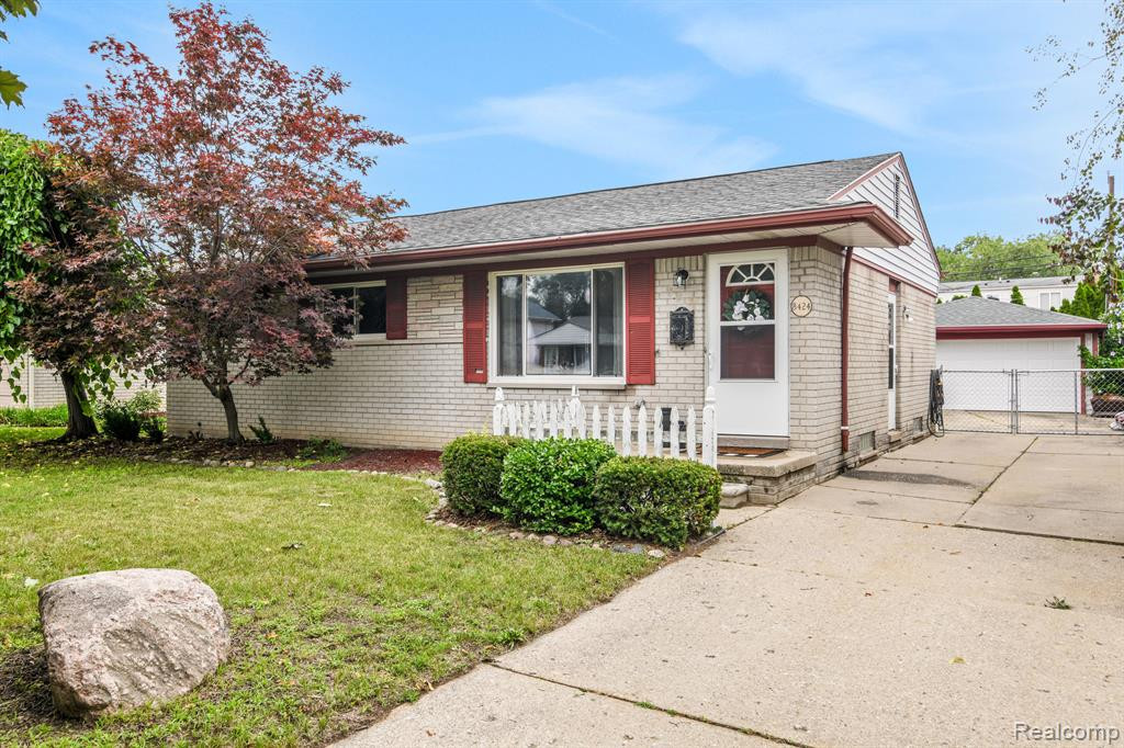 8424 ALTON Street, Canton, MI 48187 — front exterior