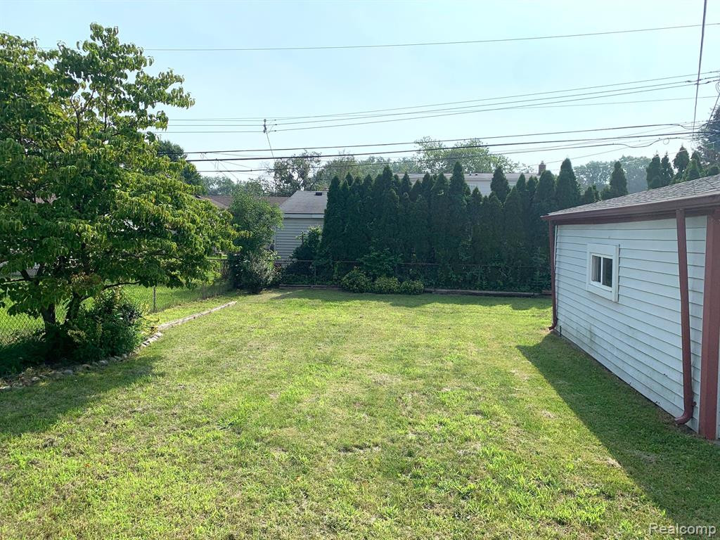 8424 ALTON Street, Canton, MI 48187 — Photo 19