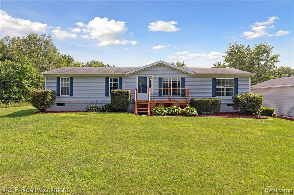 2378 DODDS Road, North Branch, MI 48461 — front exterior