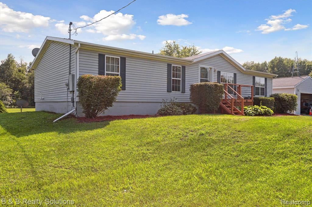 2378 DODDS Road, North Branch, MI 48461 — Photo 3