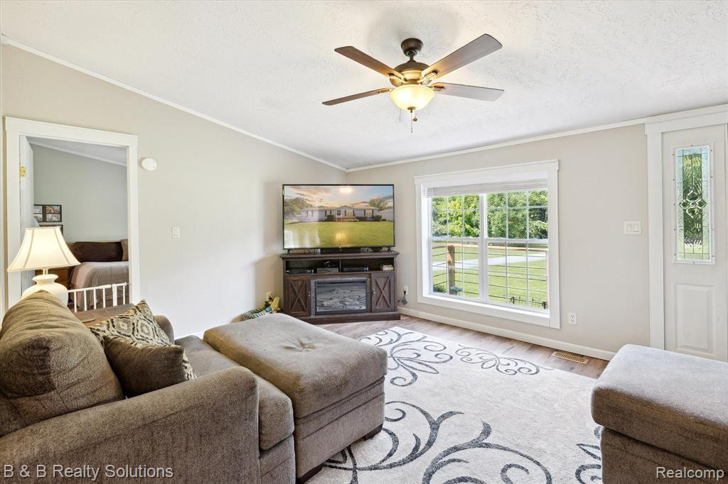 2378 DODDS Road, North Branch, MI 48461 — Photo 8
