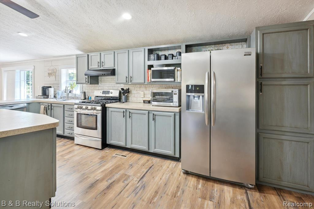 2378 DODDS Road, North Branch, MI 48461 — Photo 9