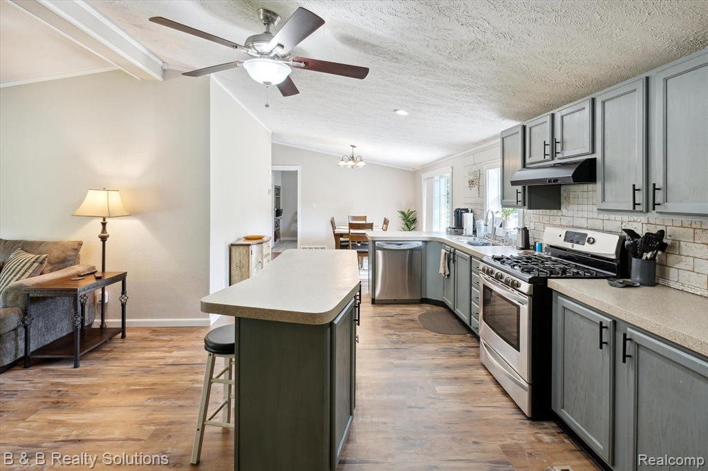 2378 DODDS Road, North Branch, MI 48461 — Photo 10