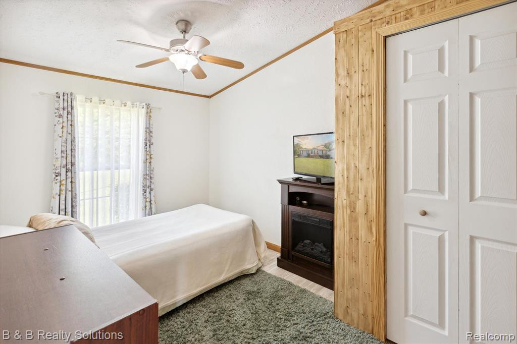 2378 DODDS Road, North Branch, MI 48461 — Photo 25