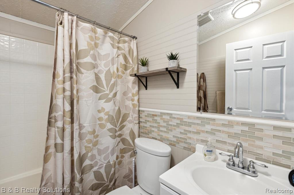2378 DODDS Road, North Branch, MI 48461 — Photo 30