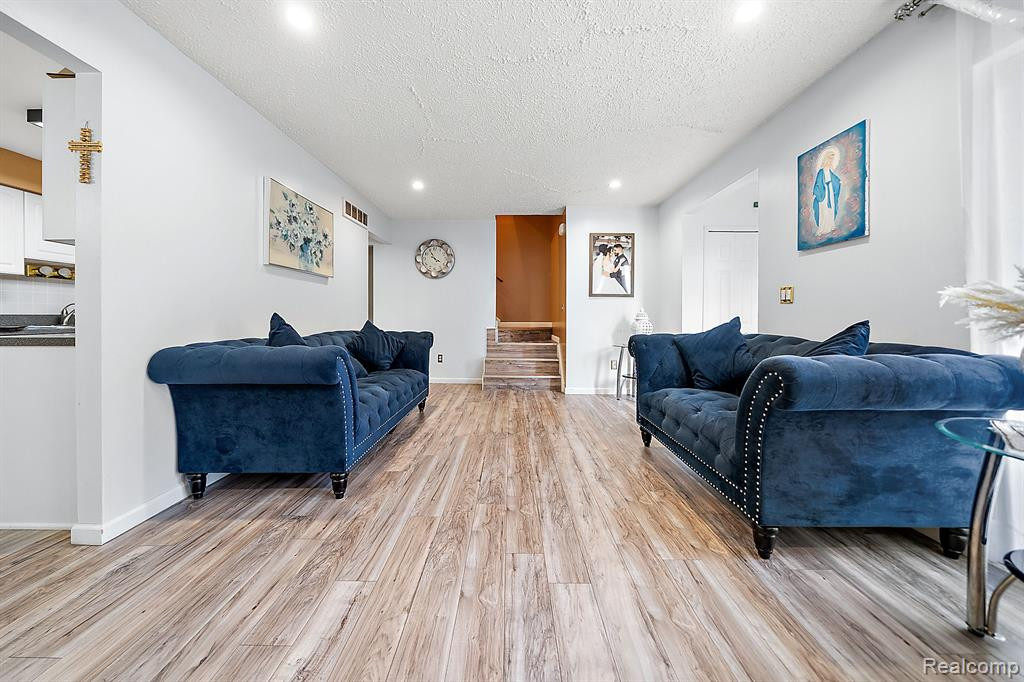 8815 GEORGE F BUNKER Boulevard, Sterling Heights, MI 48313 — Photo 14