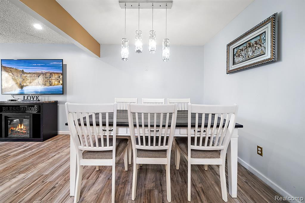 8815 GEORGE F BUNKER Boulevard, Sterling Heights, MI 48313 — Photo 16
