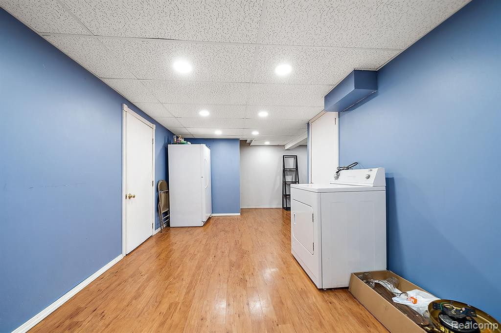 8815 GEORGE F BUNKER Boulevard, Sterling Heights, MI 48313 — Photo 21