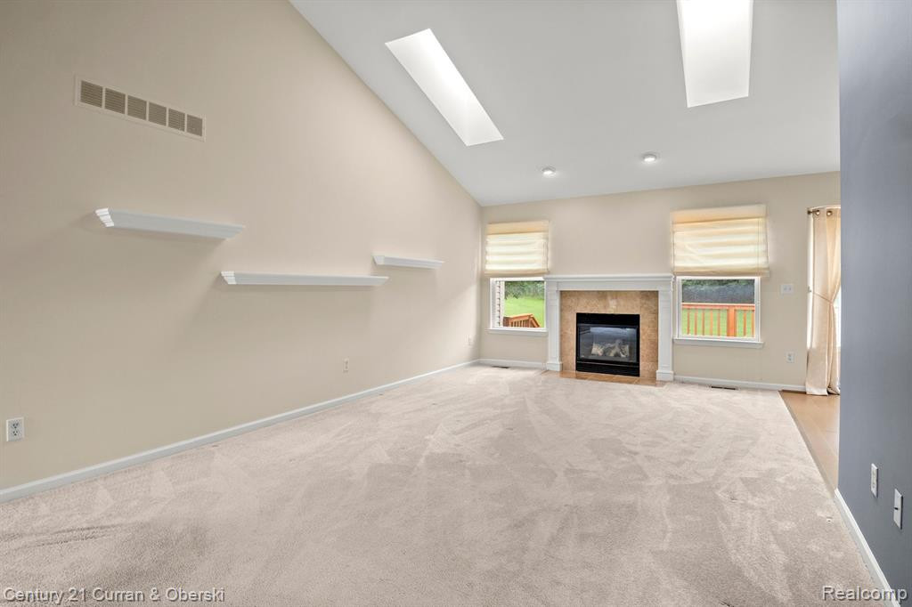 519 WOODHAVEN Drive, Commerce Twp, MI 48390 — Photo 51