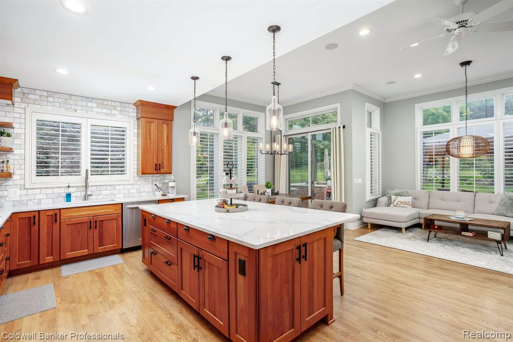 17960 RIDGEVIEW Drive, Northville, MI 48168 — Photo 30
