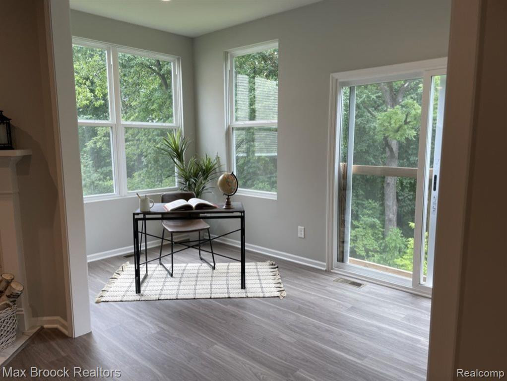 2845 DILLON Drive, Ann Arbor, MI 48105 — Photo 16